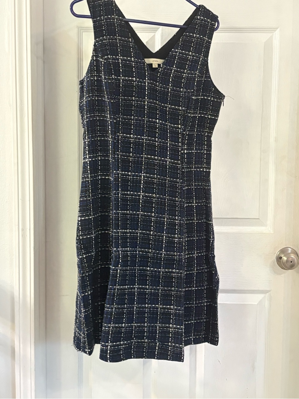 Lark & Ro Navy and White Plaid V-Neck Sleeveless Midi Dress